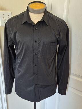 H&M Black Long-Sleeve Button-Down Dress Shirt